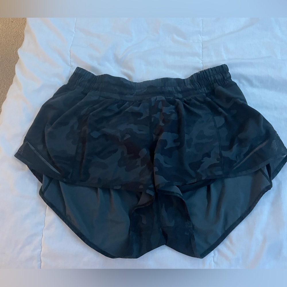lululemon hotty hot shorts